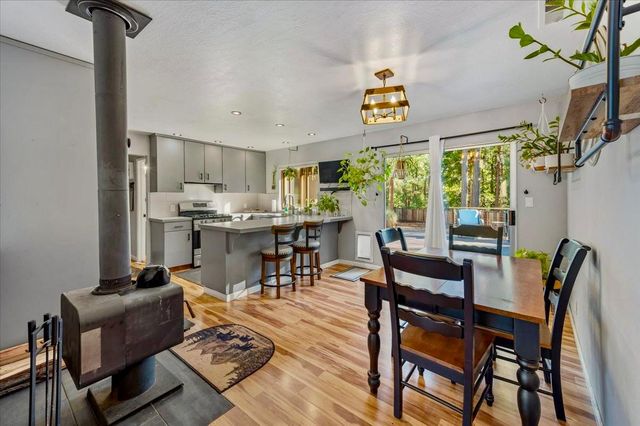 13291 Quaker Hill Cross, Nevada City, CA 95959