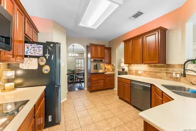 3512 ANGORA TRL, Schertz, TX 78154