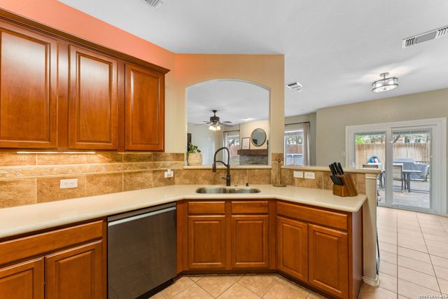 3512 ANGORA TRL, Schertz, TX 78154