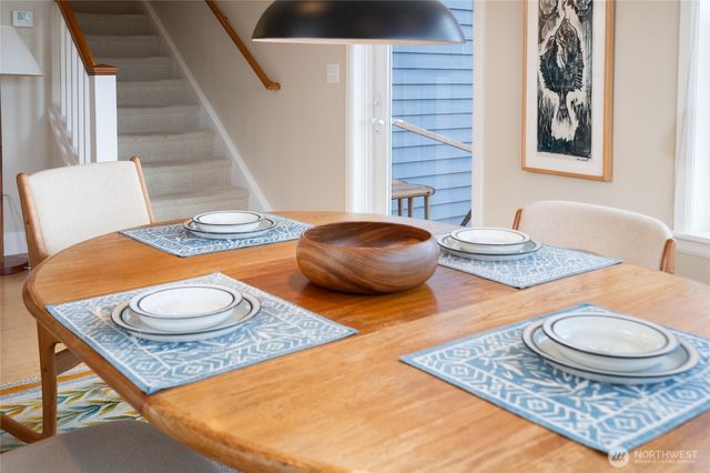 1418 6th Street, Anacortes, WA 98221