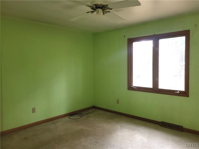 2 Shadowbrrok Drive, Clifton Park, NY 12065