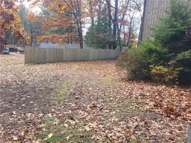 2 Shadowbrrok Drive, Clifton Park, NY 12065