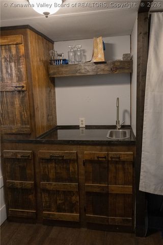 4750 steele ridge Road, Red House, WV 25168