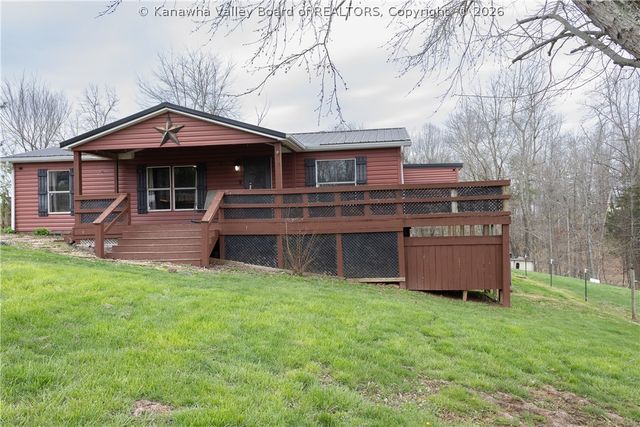4750 steele ridge Road, Red House, WV 25168