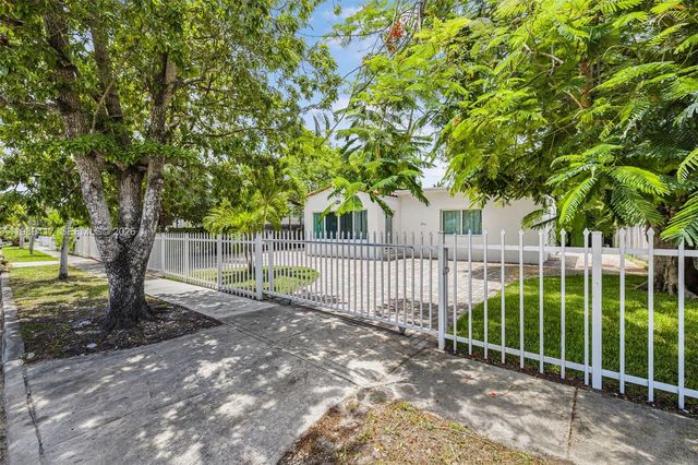 1924 SW 20th St 0, Miami, FL 33145