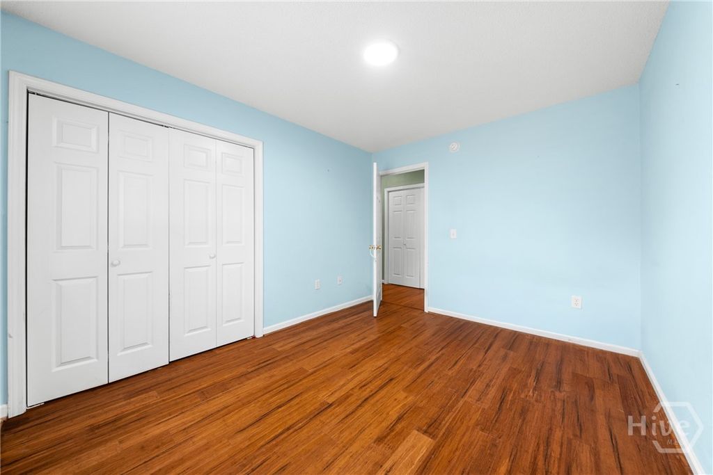 Image 14 of property listing at 2006 Dawson Lane, Rincon, GA 31326