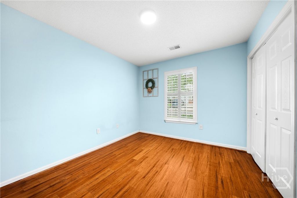 Image 15 of property listing at 2006 Dawson Lane, Rincon, GA 31326