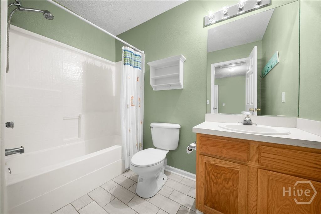 Image 16 of property listing at 2006 Dawson Lane, Rincon, GA 31326