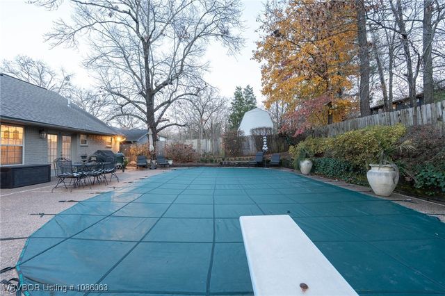 2512 Fresno Place, Fort Smith, AR 72901