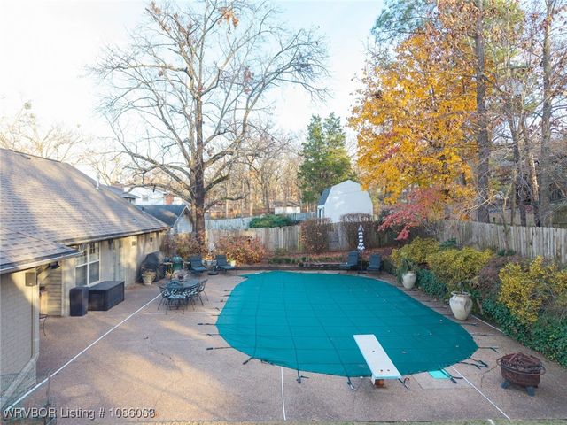 2512 Fresno Place, Fort Smith, AR 72901