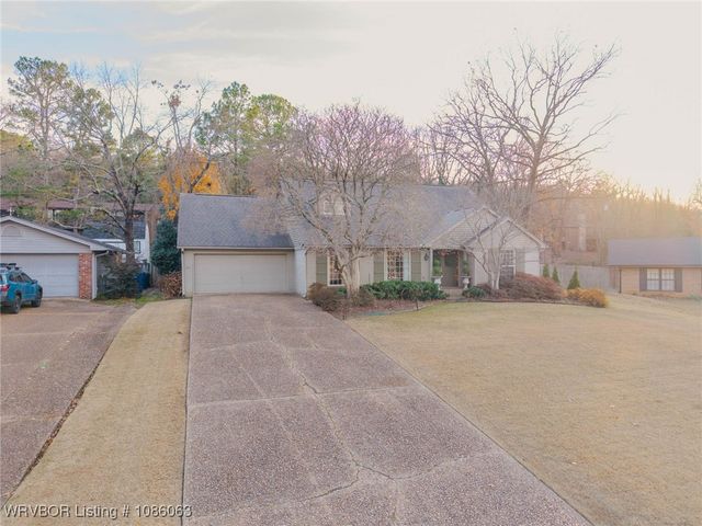 2512 Fresno Place, Fort Smith, AR 72901