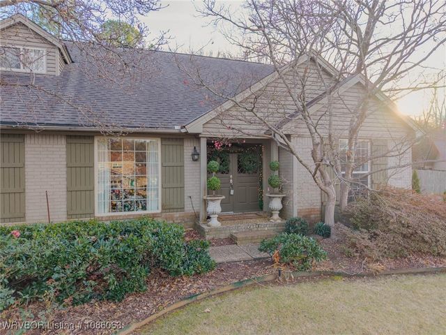 2512 Fresno Place, Fort Smith, AR 72901