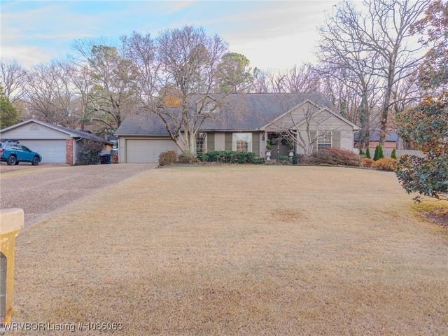2512 Fresno Place, Fort Smith, AR 72901