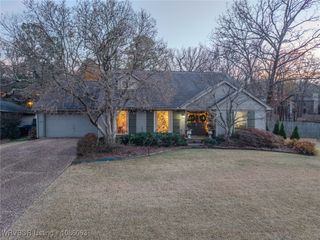 2512 Fresno Place, Fort Smith, AR 72901