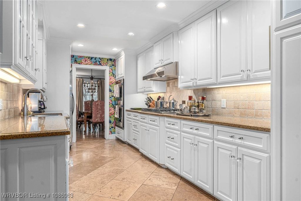 2512 Fresno Place 2512 Fresno Place