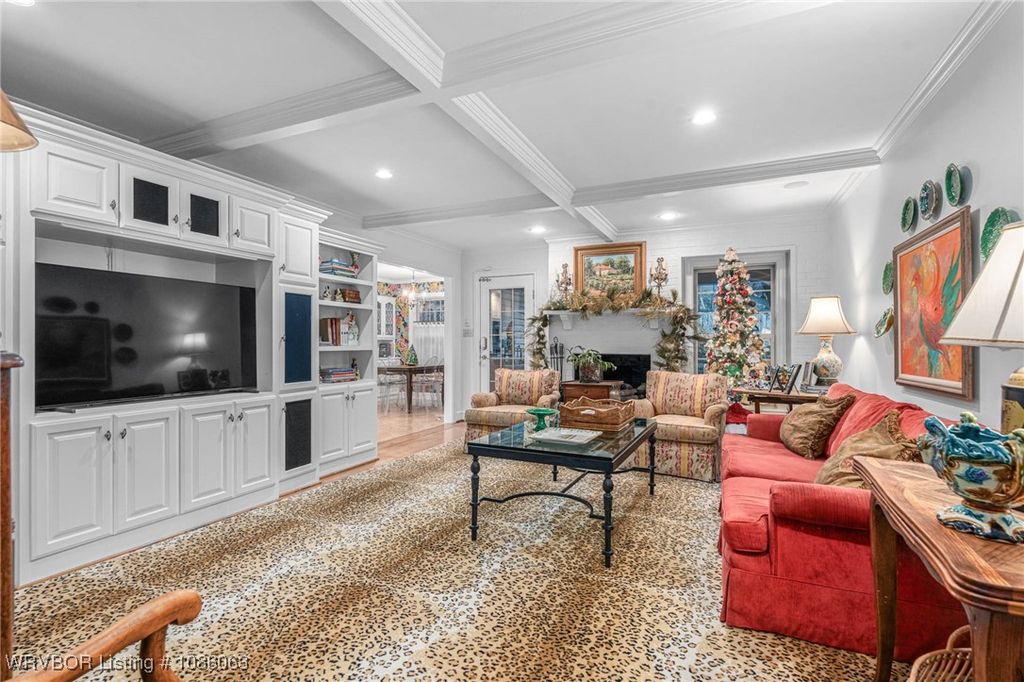 2512 Fresno Place 2512 Fresno Place