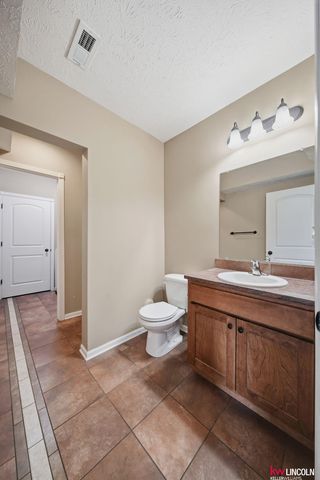 9238 garland Street, Lincoln, NE 68505