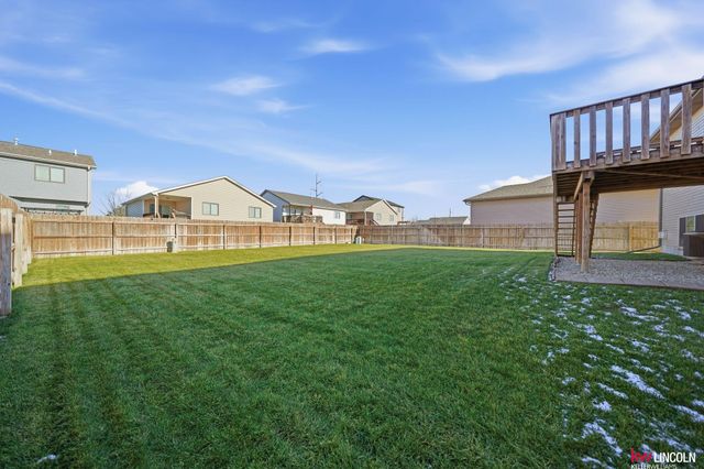 9238 garland Street, Lincoln, NE 68505