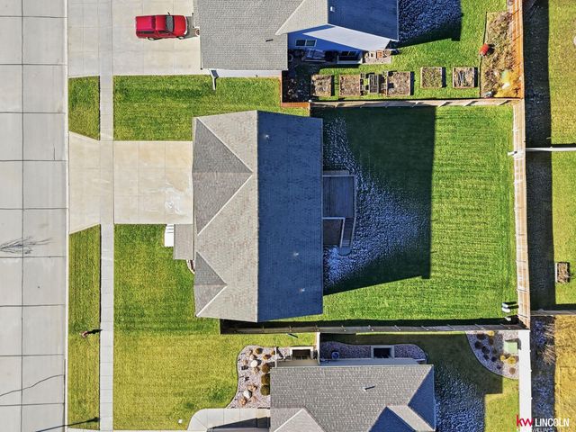 9238 garland Street, Lincoln, NE 68505