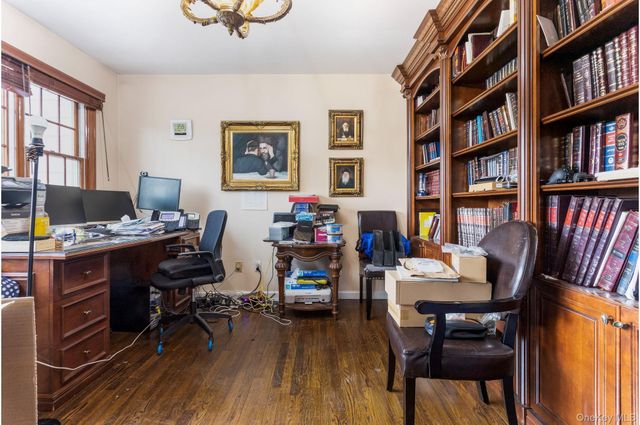 23 Moccasin Place, Monsey, NY 10952