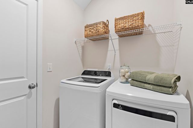 800 Soaring Free Lane, Hopkins, SC 29061