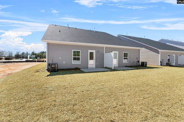 800 Soaring Free Lane, Hopkins, SC 29061