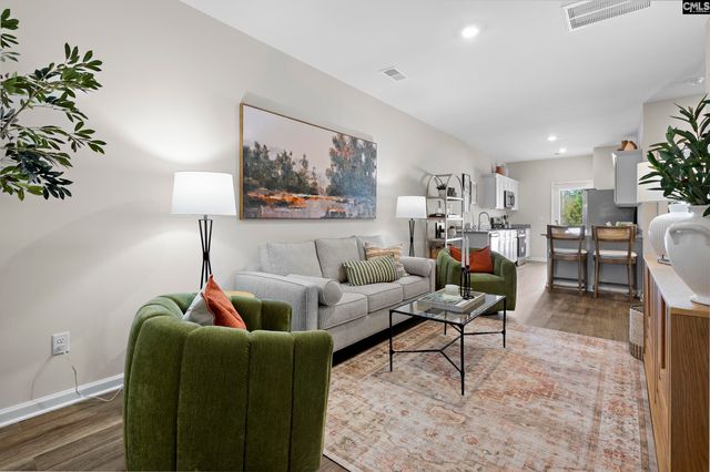 800 Soaring Free Lane, Hopkins, SC 29061