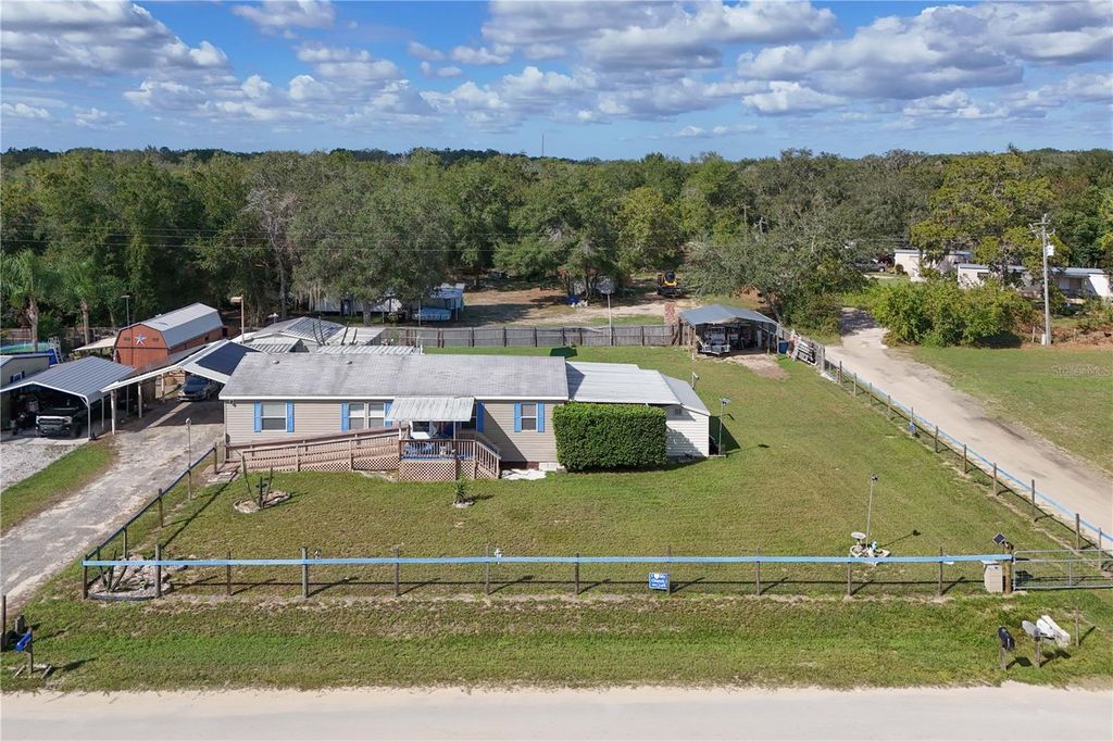 17000 SE 251ST TERRACE, Umatilla, FL 32784