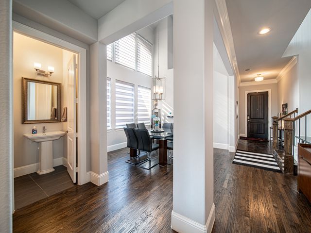 2708 Pointview Court, Lewisville, TX 75067