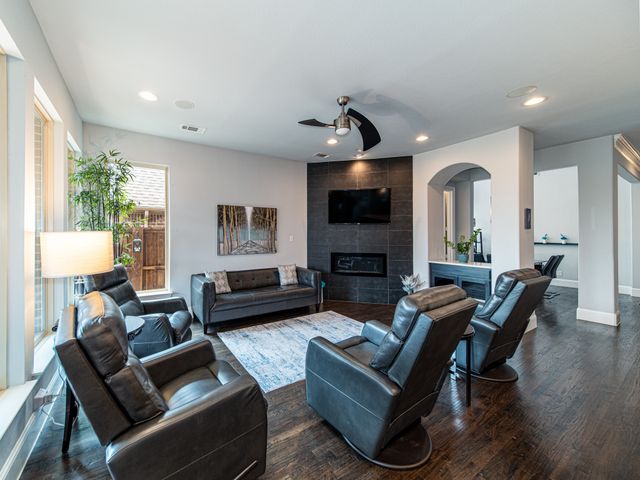 2708 Pointview Court, Lewisville, TX 75067