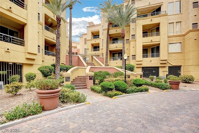 230 East Flamingo Road 106, Las Vegas, NV 89169