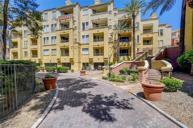 230 East Flamingo Road 106, Las Vegas, NV 89169