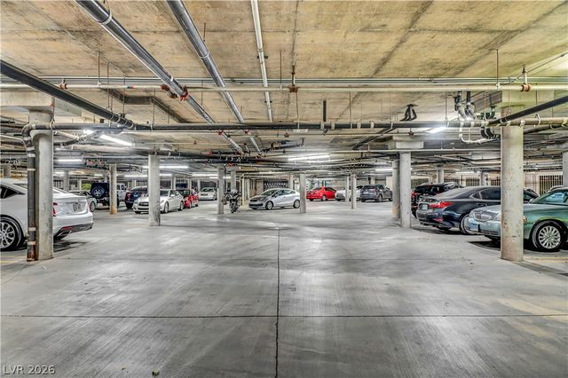 230 East Flamingo Road 106, Las Vegas, NV 89169