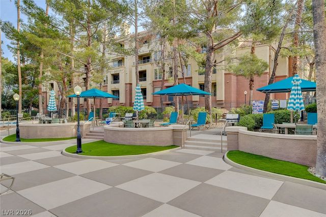 230 East Flamingo Road 106, Las Vegas, NV 89169
