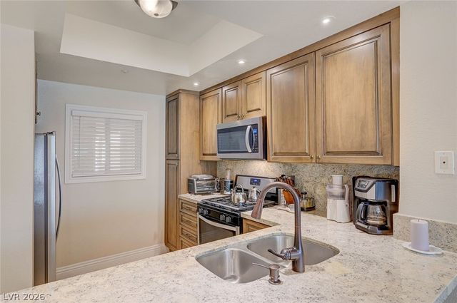 230 East Flamingo Road 106, Las Vegas, NV 89169
