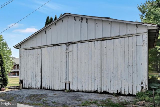 503 W MAIN ST, Annville, PA 17003