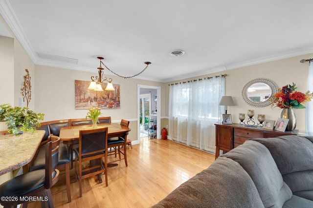 7 Eaton Lane 73, Whiting, NJ 08759