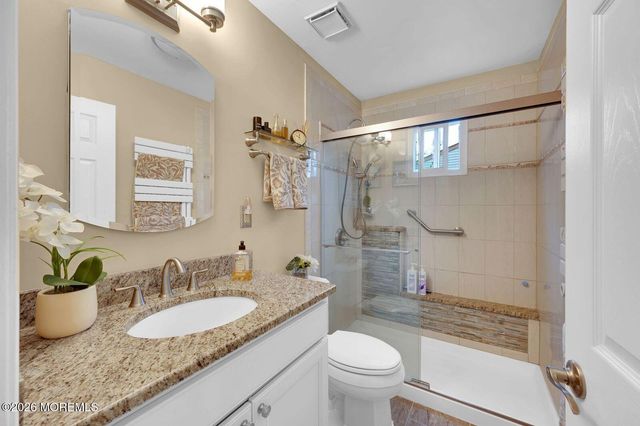 7 Eaton Lane 73, Whiting, NJ 08759