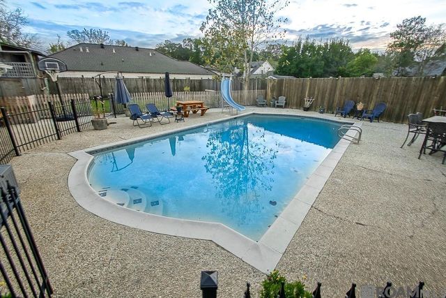 7762 Sevenoaks Ave, Baton Rouge, LA 70806