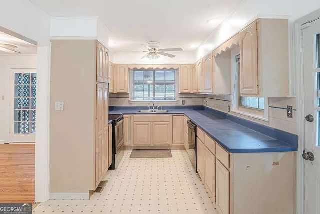 3021 Old Concord Road, Smyrna, GA 30082