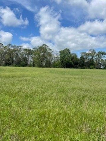 4 Check's Corner Road, Sulphur Springs, AR 72768