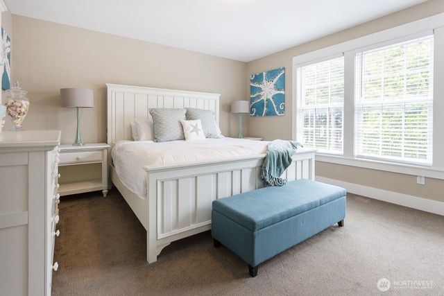 38 Trillium Lane, Pacific Beach, WA 98571