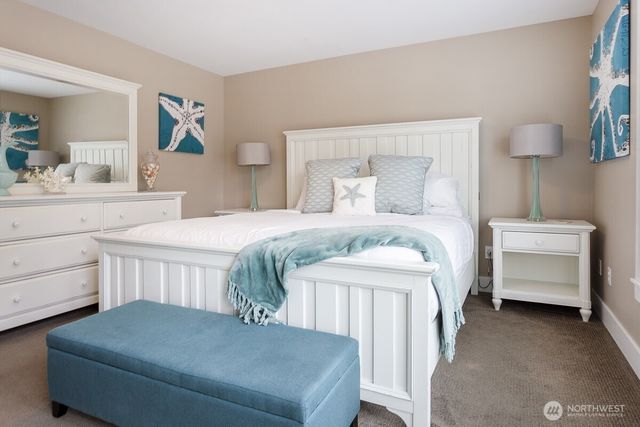 38 Trillium Lane, Pacific Beach, WA 98571