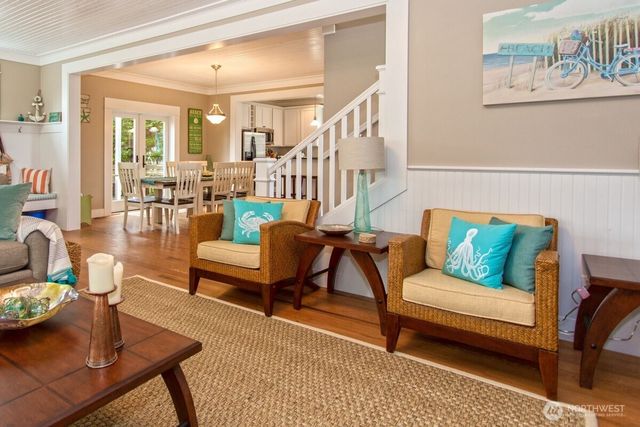 38 Trillium Lane, Pacific Beach, WA 98571