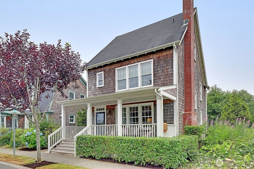 38 Trillium Lane, Pacific Beach, WA 98571