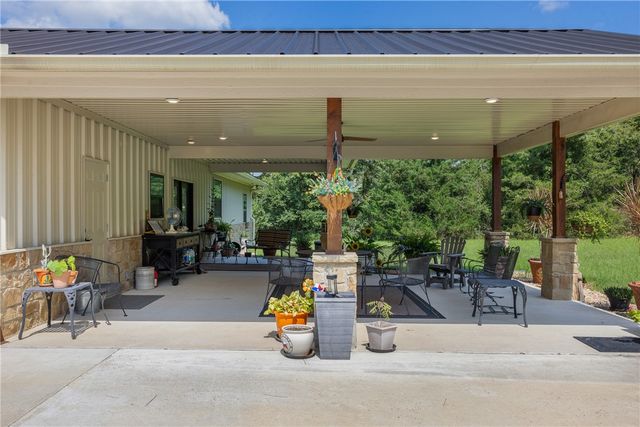 14706 Highway 90 N, Bedias, TX 77831