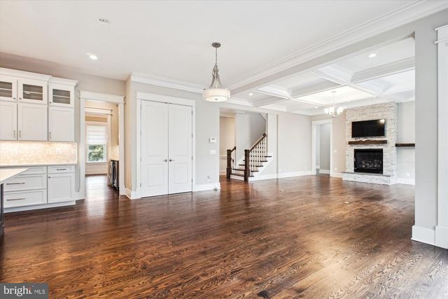 1565 HANE, Mclean, VA 22101