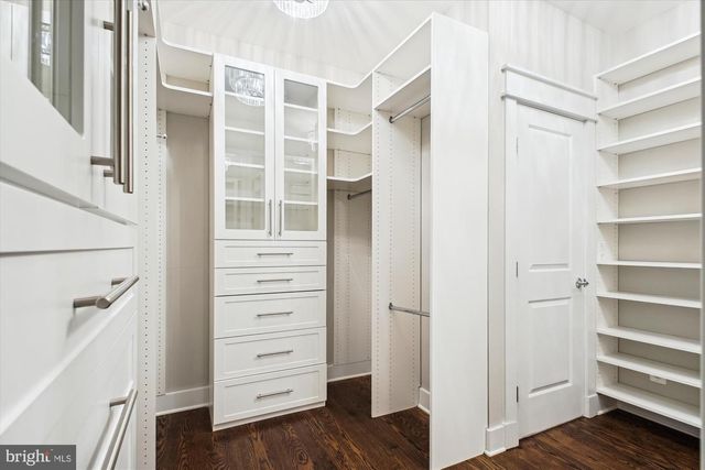1565 HANE, Mclean, VA 22101