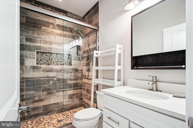 1565 HANE, Mclean, VA 22101