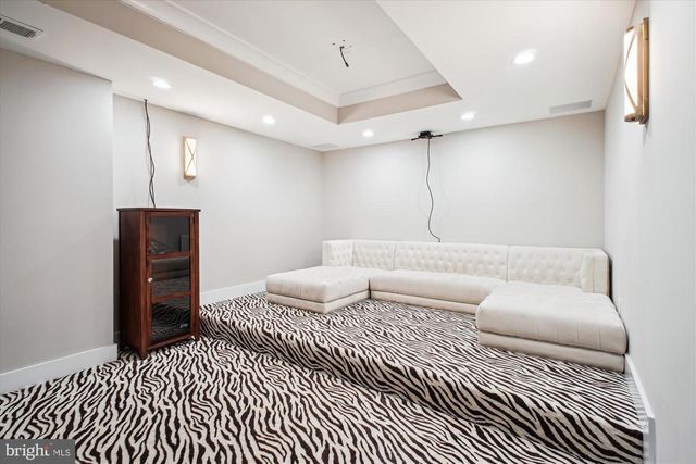 1565 HANE, Mclean, VA 22101